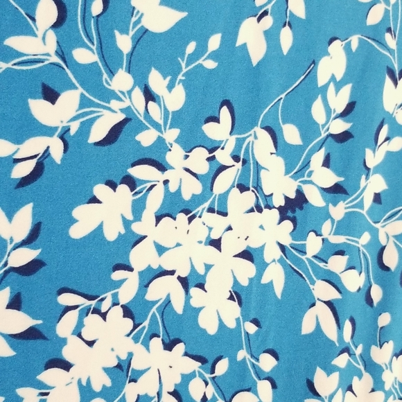 NWT Draper James Bright Floral Shift Dress SZ L XL Blue White Flounce Hem (D22) - Picture 4 of 11